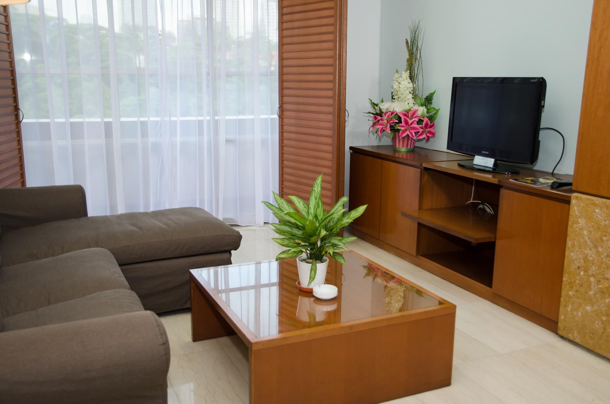 The Maple Aparthotel